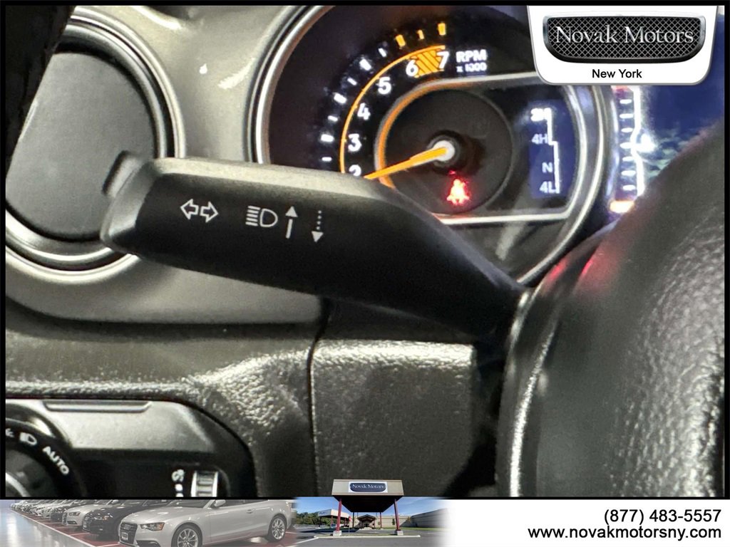 Used 2023 Jeep Wrangler Sport S image 18