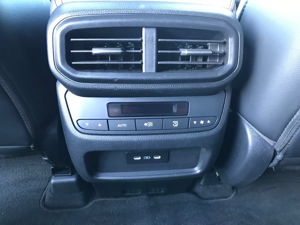 Certified 2024 Honda Pilot Touring image 26