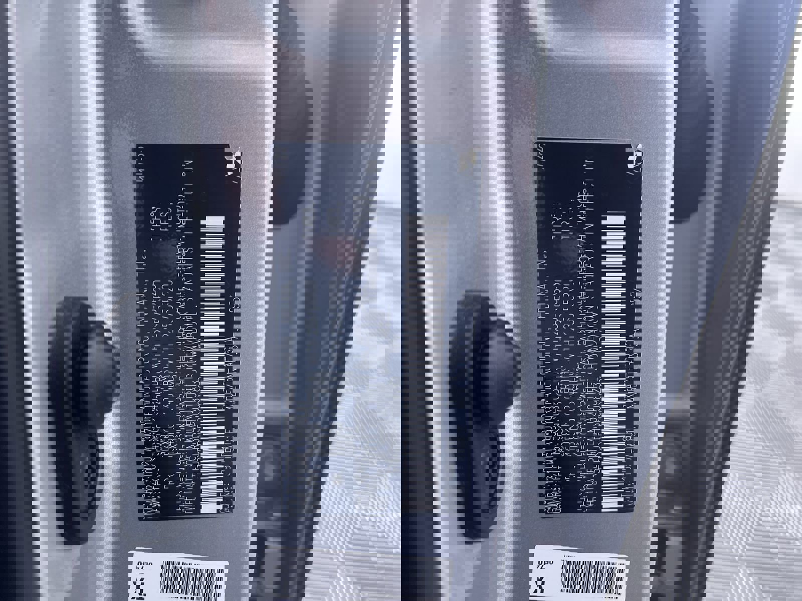 Used 2023 Toyota Highlander Limited image 12