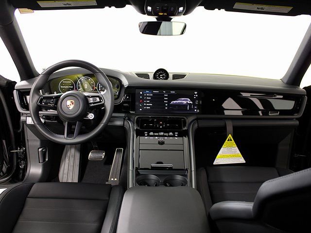 New 2026 Porsche Panamera 4 image 13