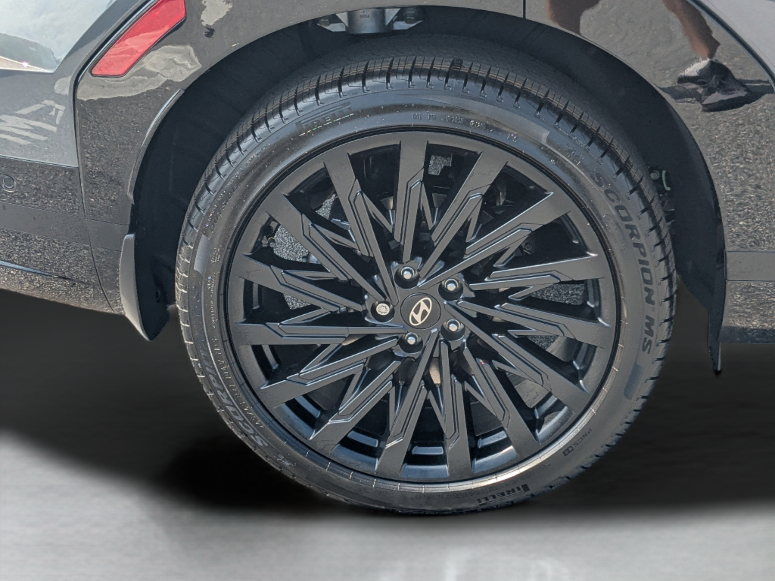 New 2026 Hyundai Santa Fe Calligraphy FWD image 13