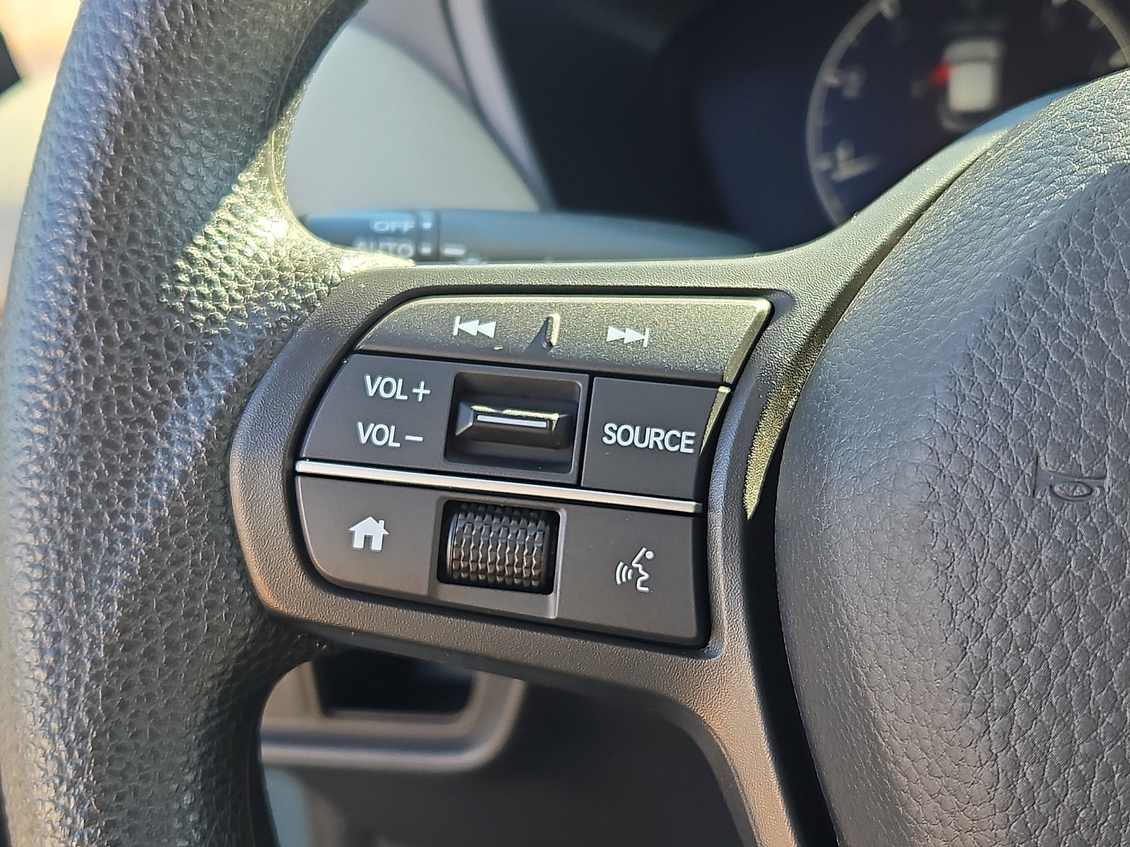 Used 2024 Honda HR-V LX image 20