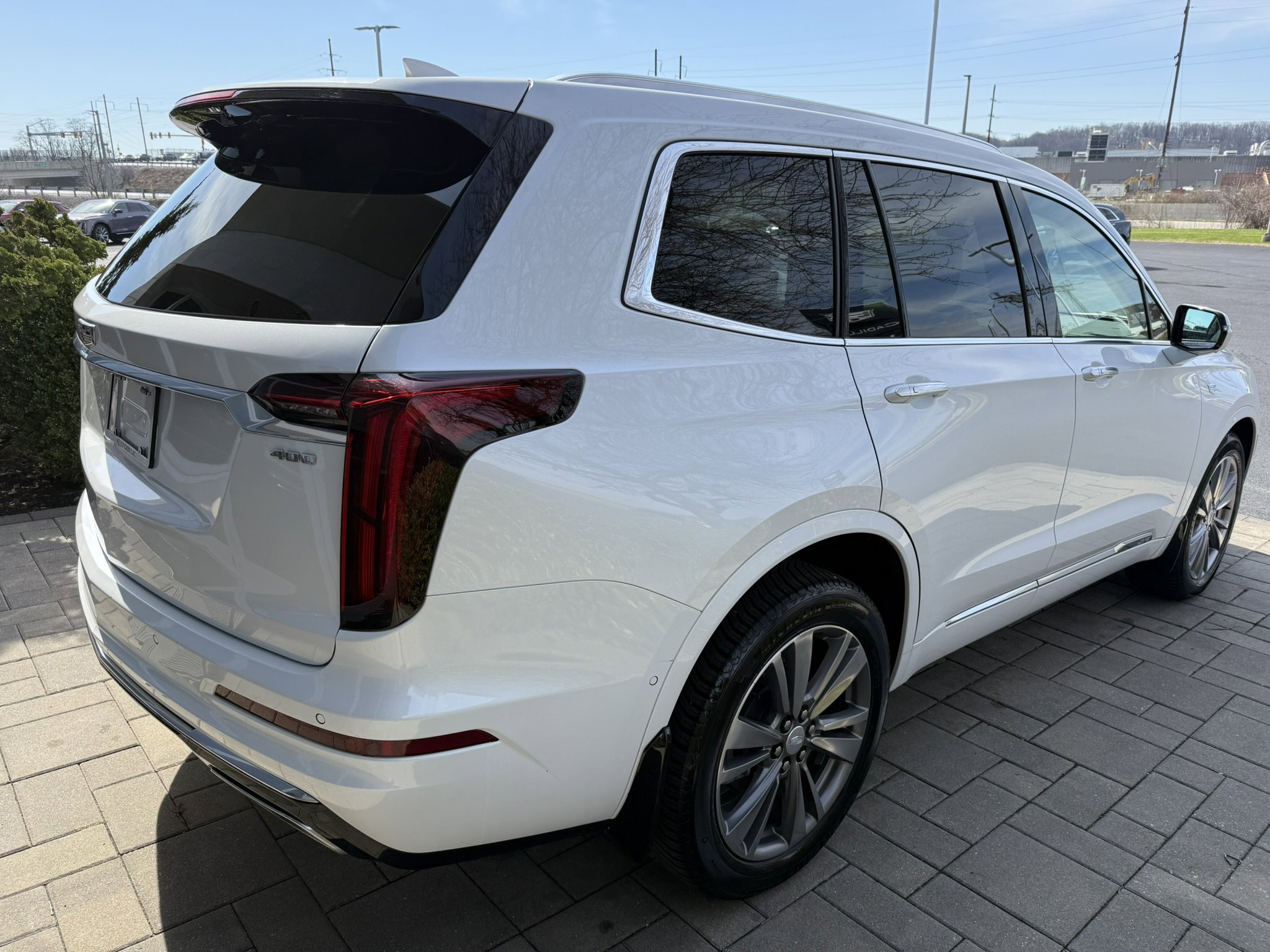 Used 2023 Cadillac XT6 Premium Luxury w/ Technology Package image 9