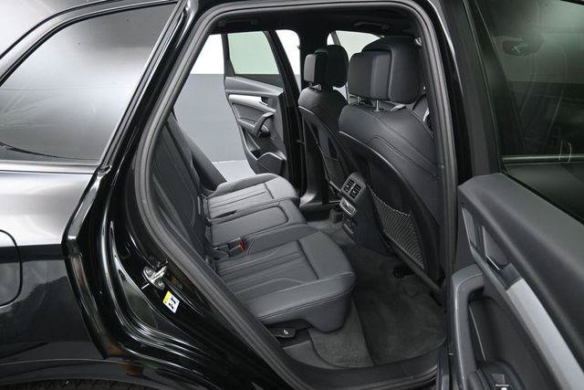 Used 2024 Audi Q5 2.0T Premium w/ Summer of Audi Package AWD/4WD image 32