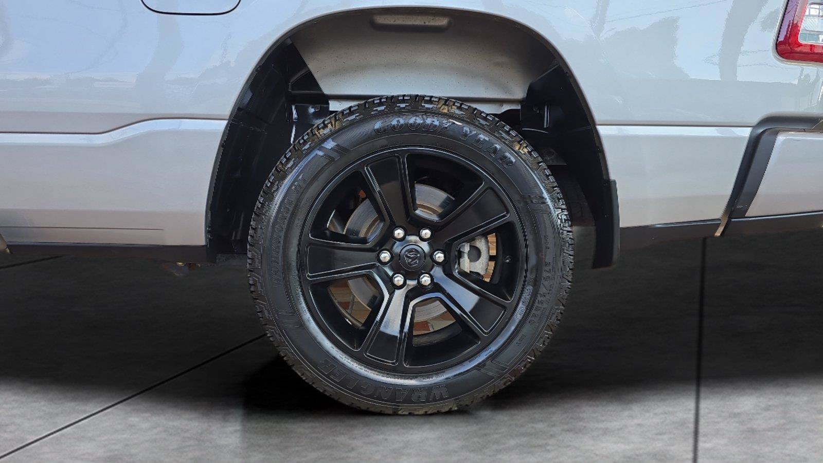 Used 2020 RAM 1500 Big Horn AWD/4WD image 31