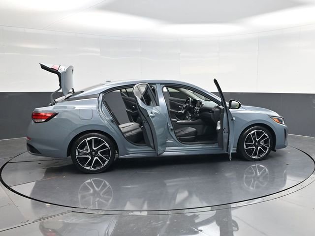 Used 2024 Nissan Sentra SR w/ SR Premium Package image 59