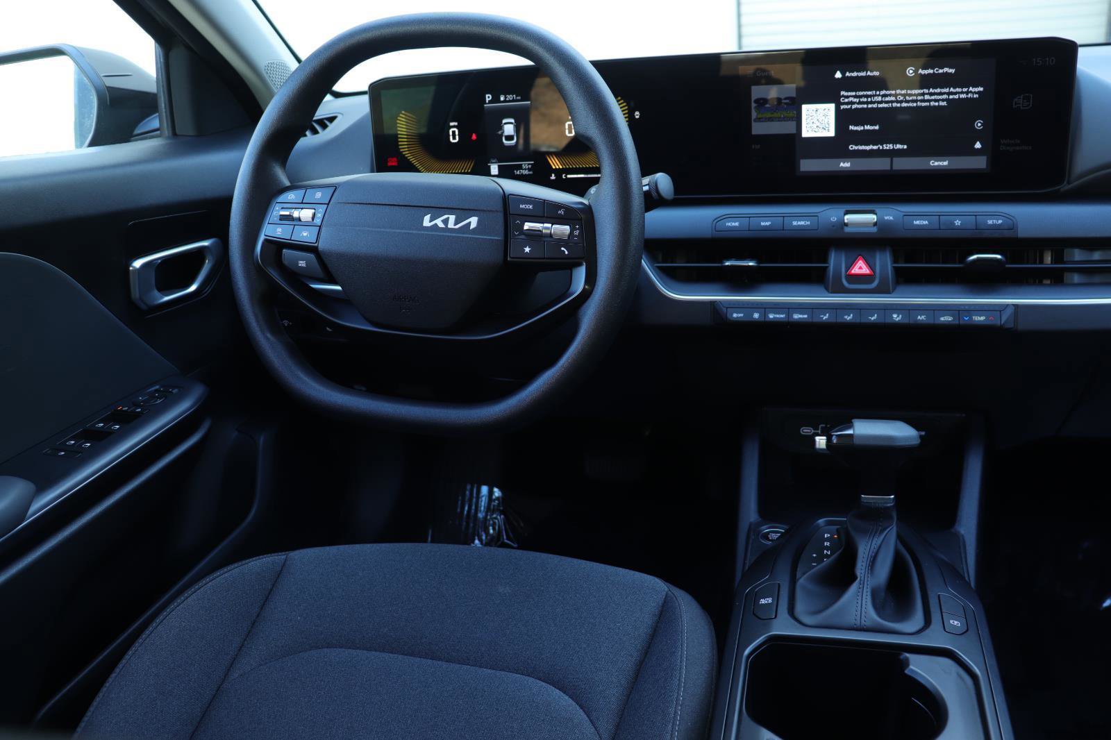 Used 2025 Kia K4 LXS image 22