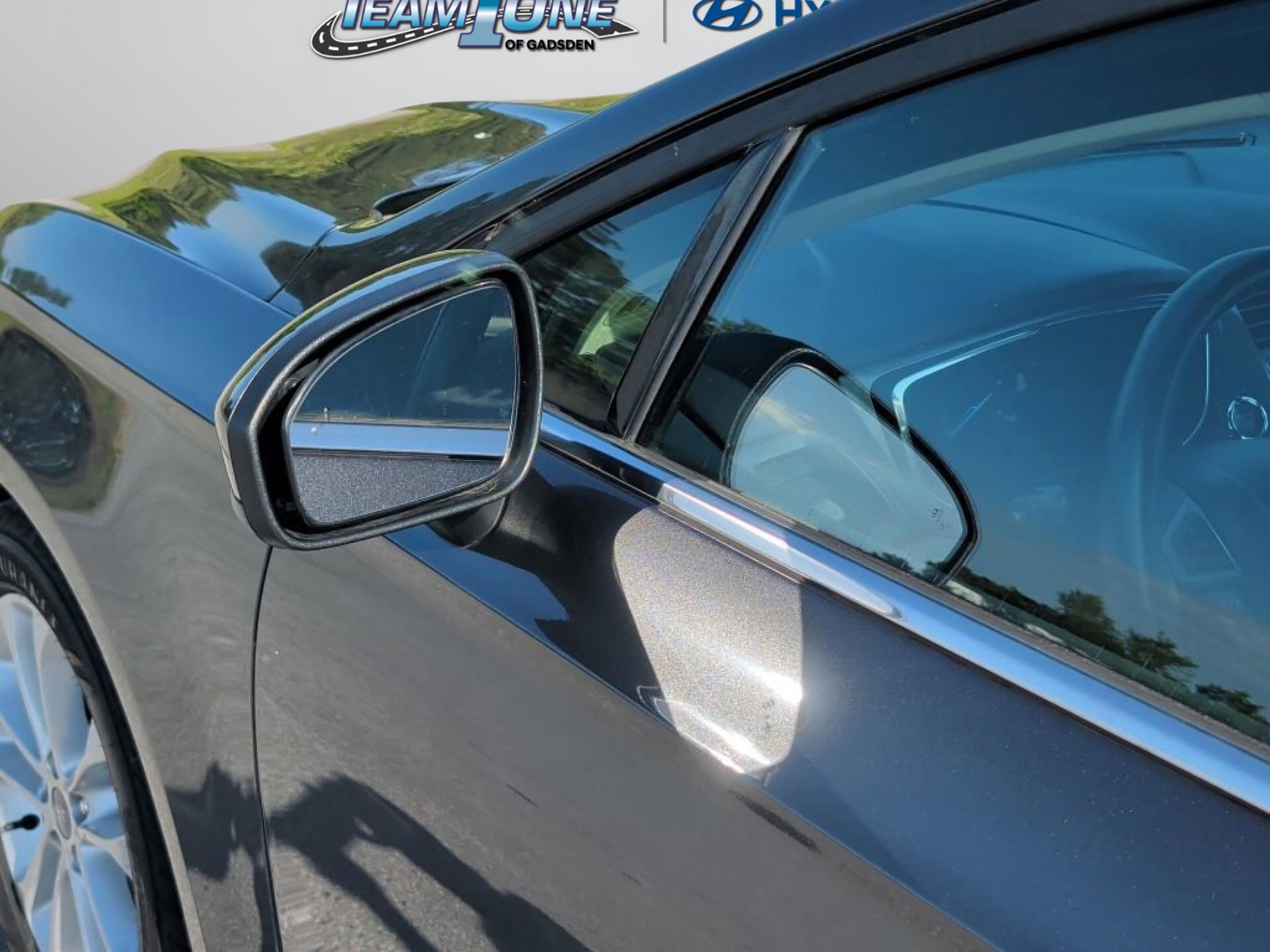 Used 2020 Ford Fusion SE image 42