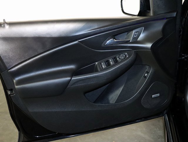 Used 2018 Chevrolet Volt Premier w/ Driver Confidence Package image 24