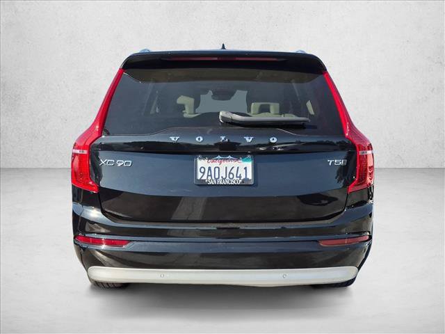 Used 2022 Volvo XC90 T5 Momentum AWD/4WD image 6