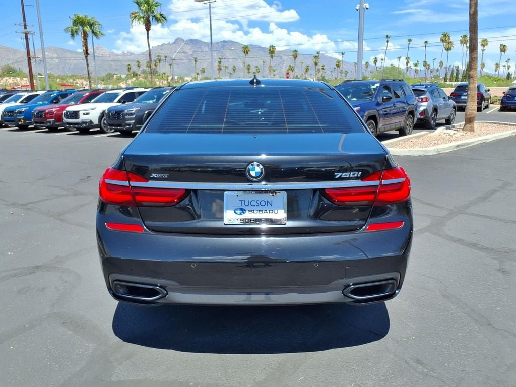 Used 2019 BMW 750i xDrive w/ M Sport Package AWD/4WD image 11