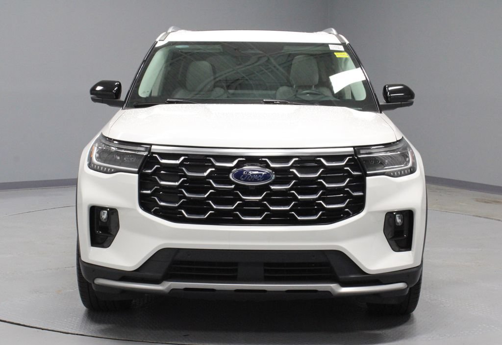 Certified 2025 Ford Explorer Platinum w/ Ultimate Package AWD/4WD image 6