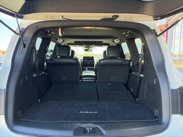 Certified 2024 Nissan Armada SL w/ Midnight Edition Package image 22
