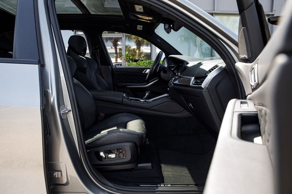 Used 2022 BMW X5 M w/ Competition Package 2 image 32
