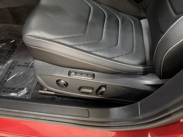 Certified 2024 Volkswagen Jetta SEL FWD image 16