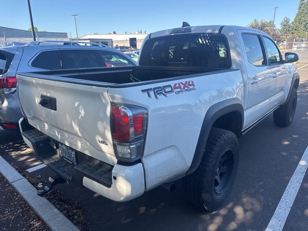 Used 2022 Toyota Tacoma TRD Off-Road w/ TRD Premium Off Road Package AWD/4WD image 3