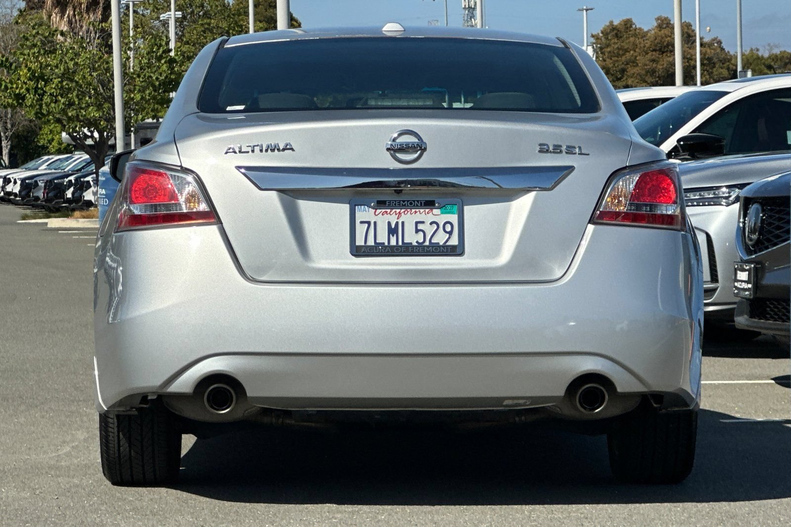 Used 2015 Nissan Altima 3.5 SL FWD image 5