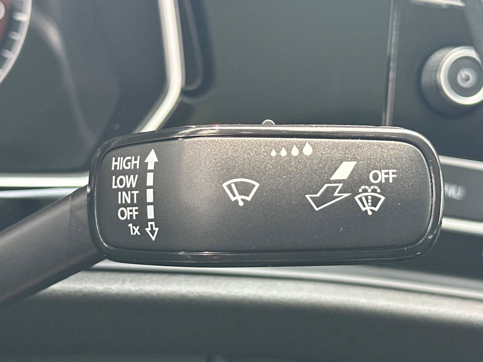Used 2020 Volkswagen Jetta SE FWD image 20