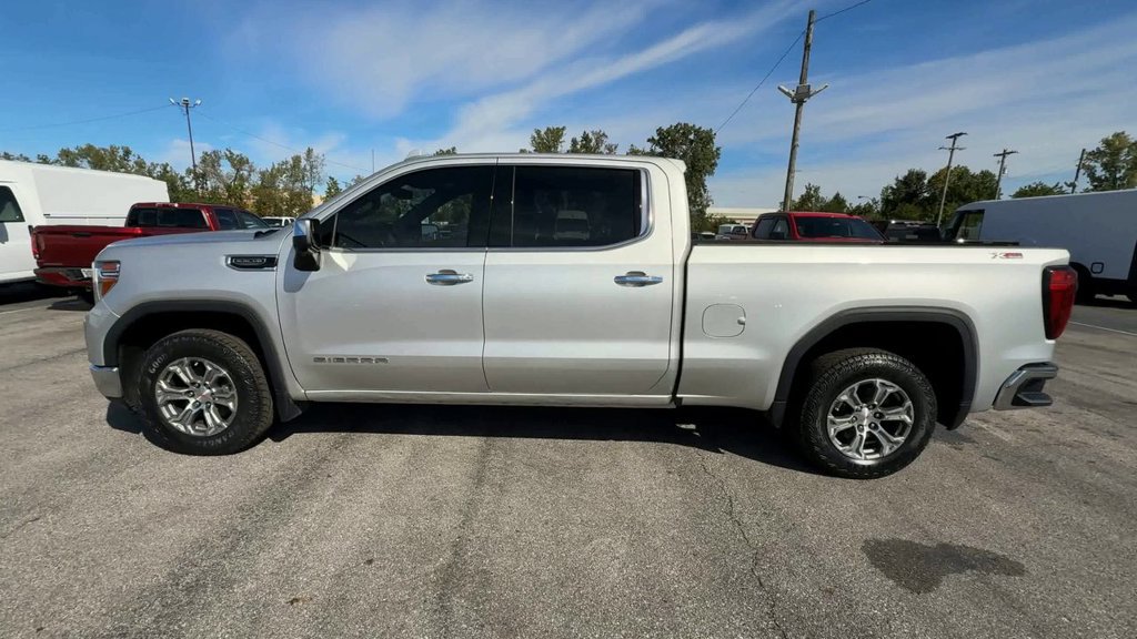 Used 2022 GMC Sierra 1500 SLT w/ X31 Off-Road Package AWD/4WD image 5
