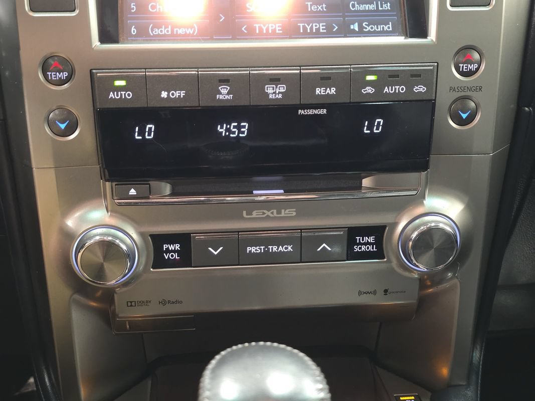 Used 2018 Lexus GX 460 Premium w/ Premium Package AWD/4WD image 27