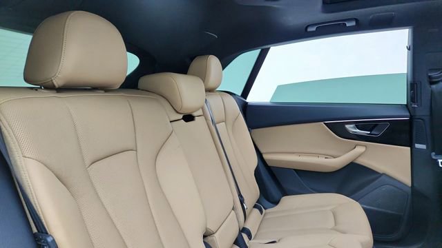 Used 2021 Audi Q8 Prestige w/ Prestige Package AWD/4WD image 25