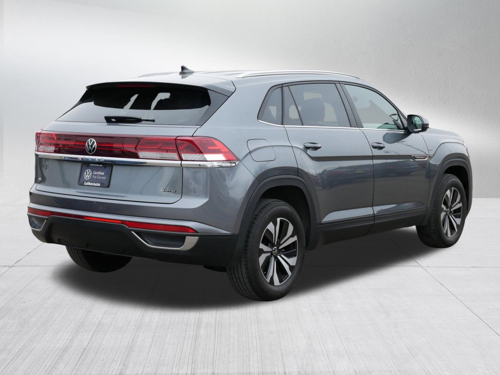 Used 2024 Volkswagen Atlas Cross Sport SE image 7