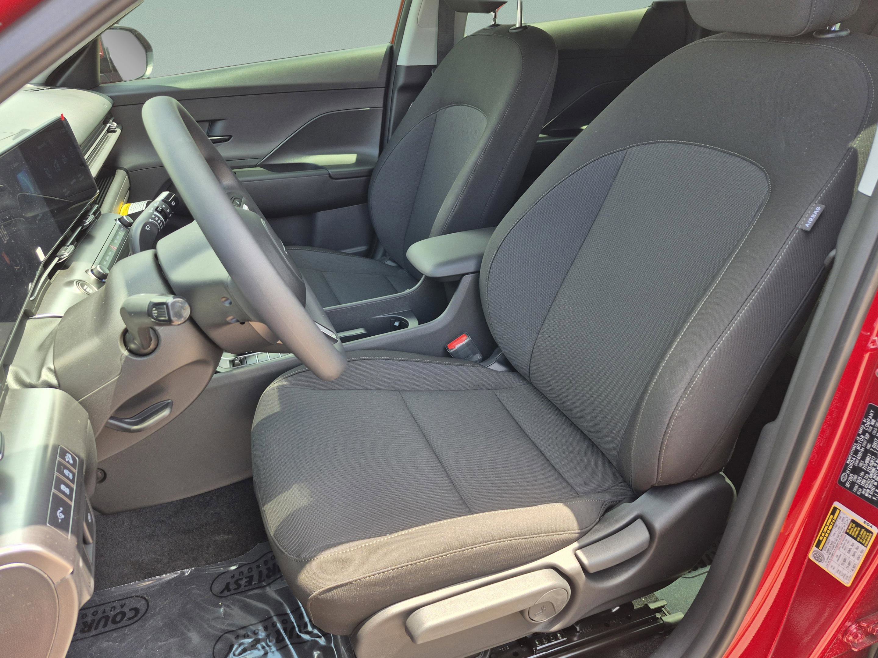 New 2026 Hyundai Kona SE FWD image 19