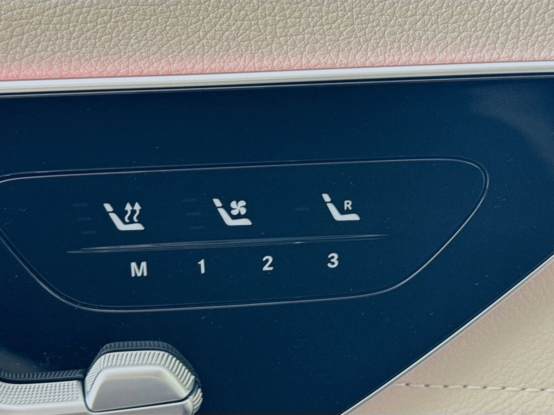 New 2026 Mercedes-Benz EQS 450+ 4MATIC Sedan image 22