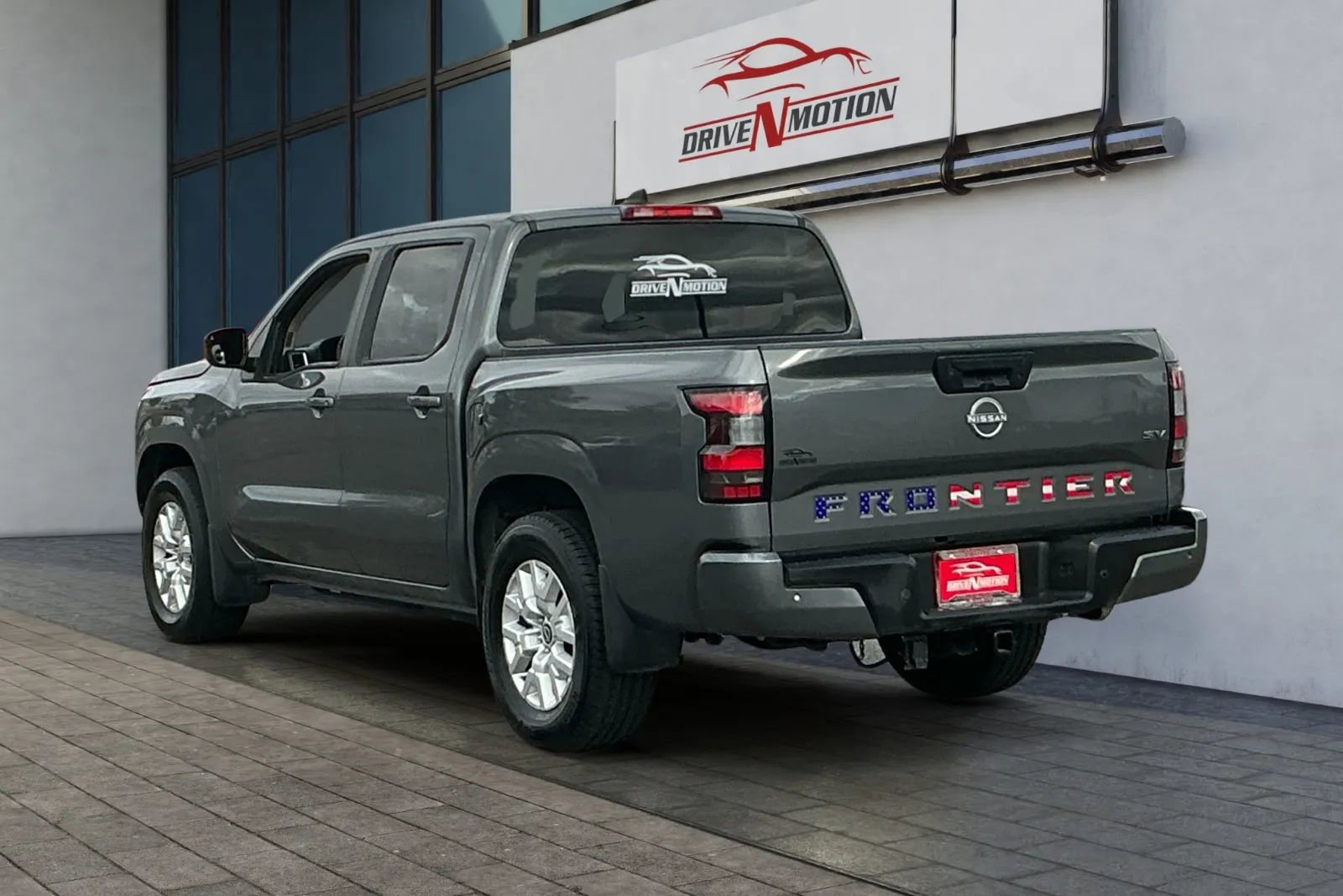 Used 2022 Nissan Frontier SV w/ Technology Package image 8