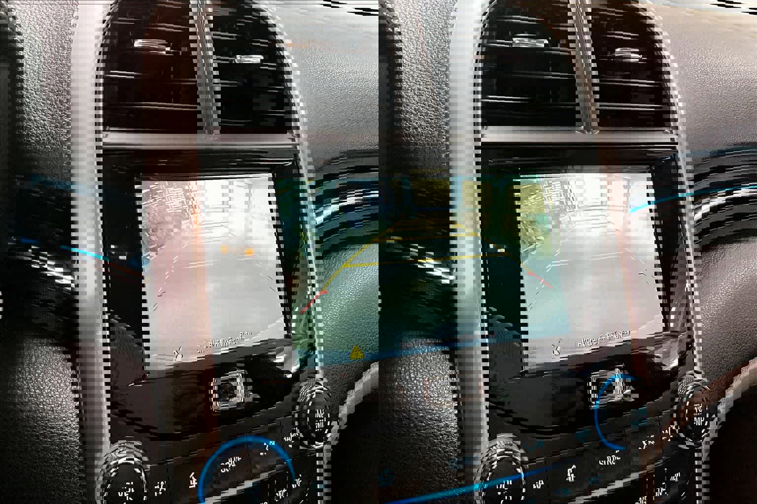 Used 2015 Chevrolet Malibu LT image 23