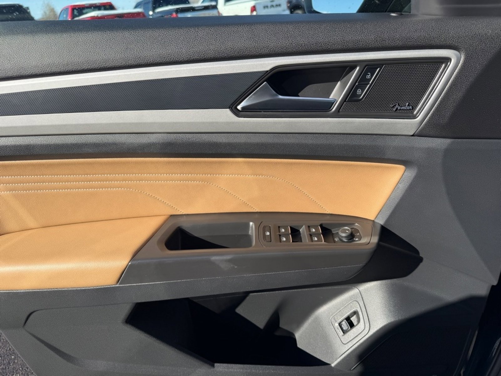 Used 2022 Volkswagen Atlas Cross Sport SEL Premium R-Line image 34