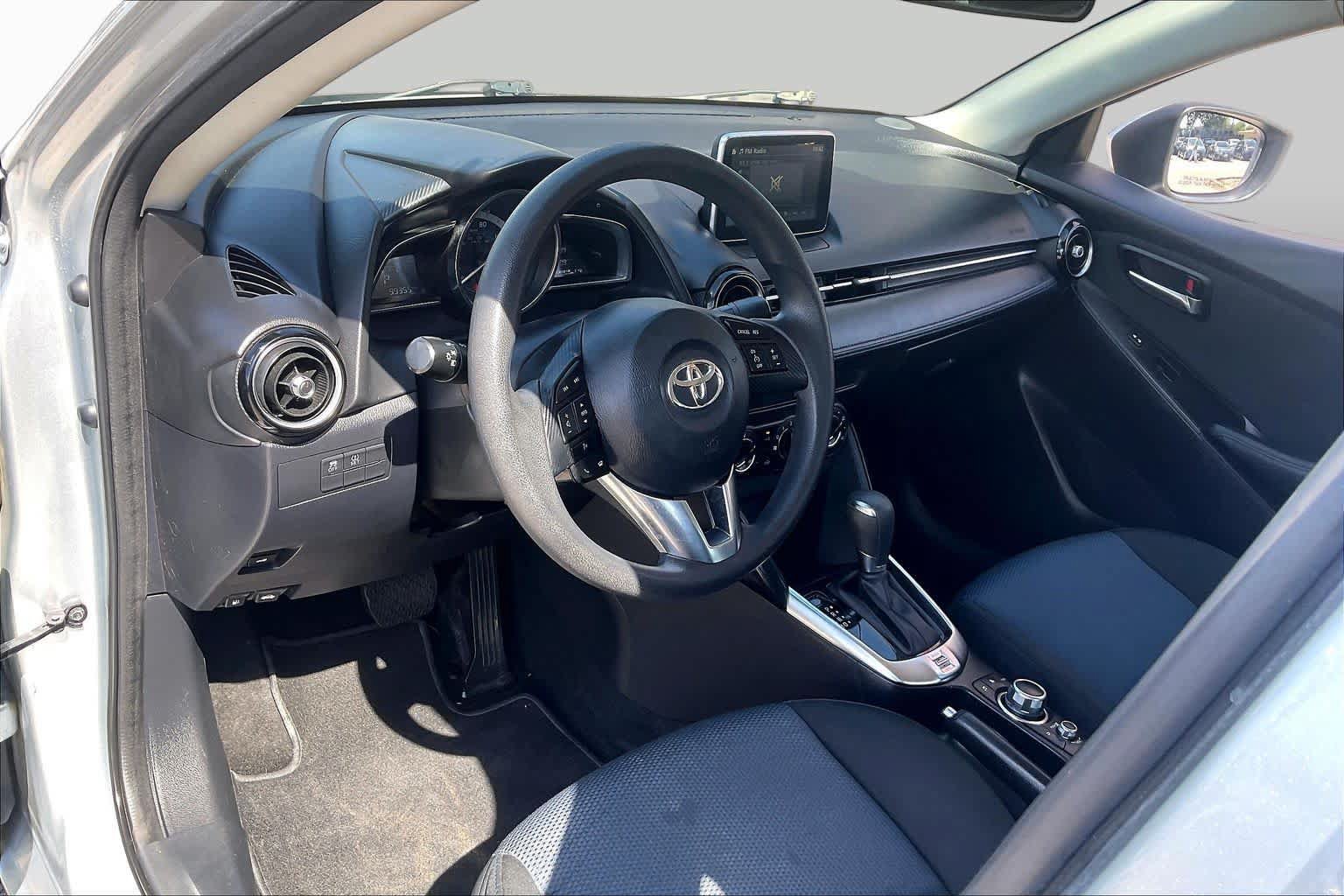 Used 2018 Toyota Yaris iA FWD image 17
