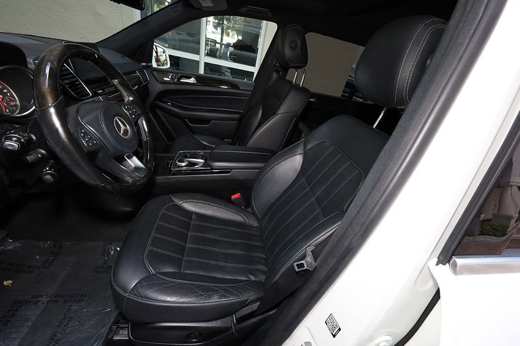 Used 2017 Mercedes-Benz GLS 450 4MATIC image 5