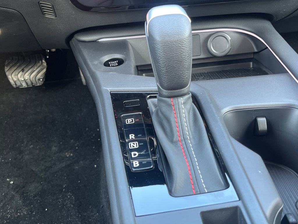New 2026 Nissan Sentra SR w/ SR Premium Package FWD image 31
