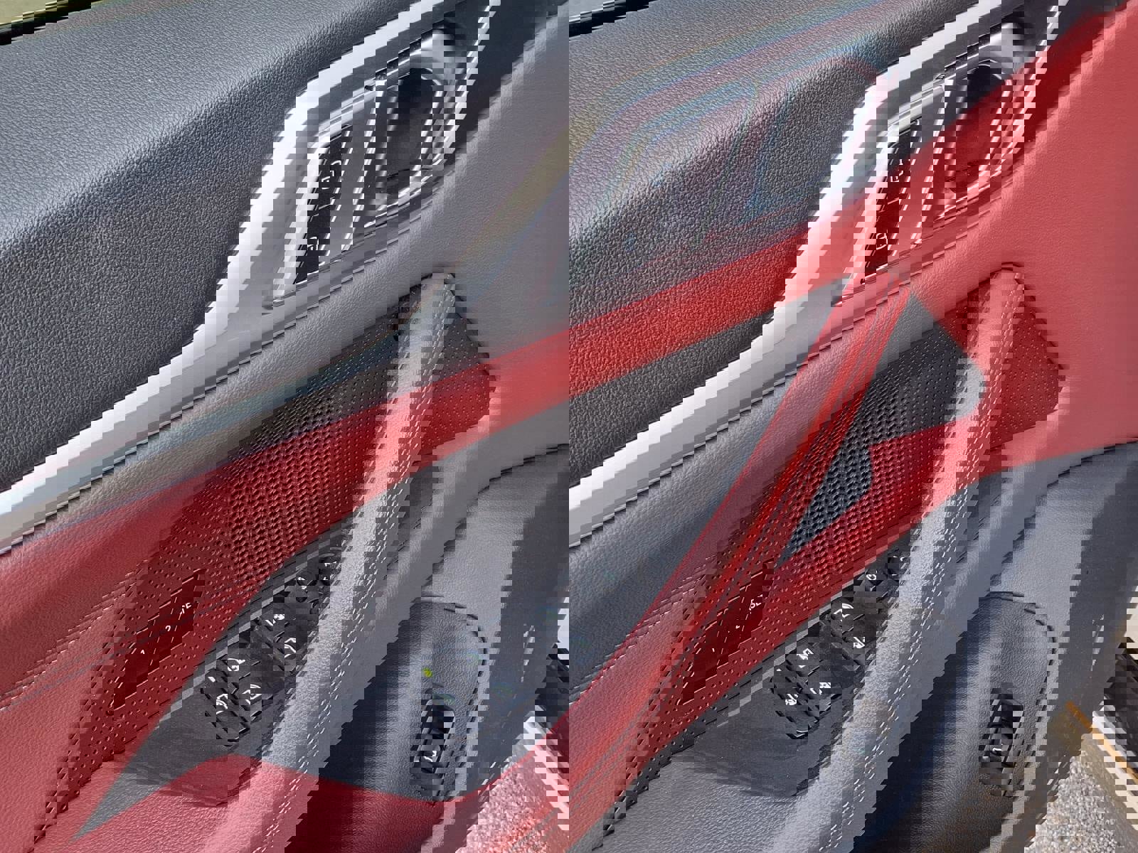 Used 2022 BMW M440i xDrive Gran Coupe w/ Premium Package image 9