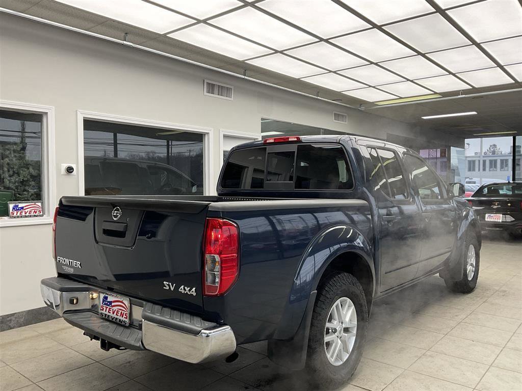 Used 2019 Nissan Frontier SV image 5