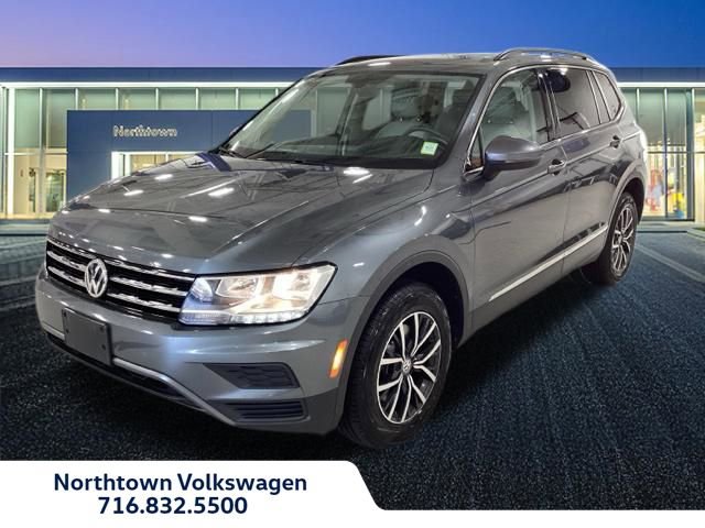 Used 2020 Volkswagen Tiguan SE w/ Panoramic Sunroof Package