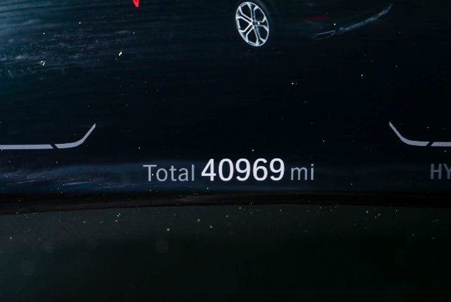 Used 2022 BMW X5 xDrive45e w/ Executive Package AWD/4WD image 12