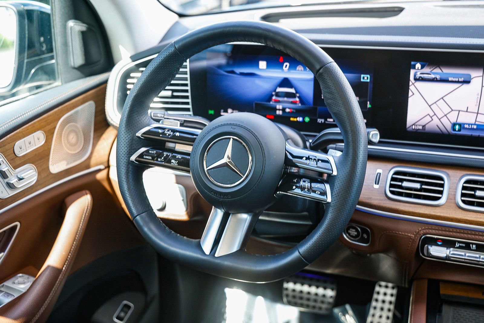 Certified 2024 Mercedes-Benz GLS 450 4MATIC image 11