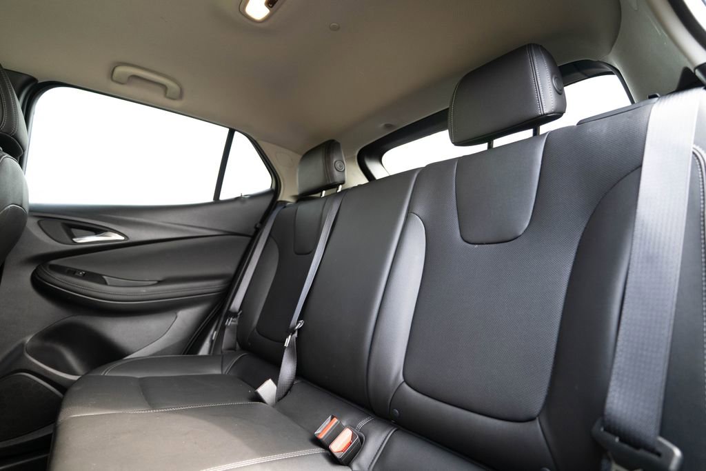 Used 2024 Buick Encore GX Sport Touring image 29