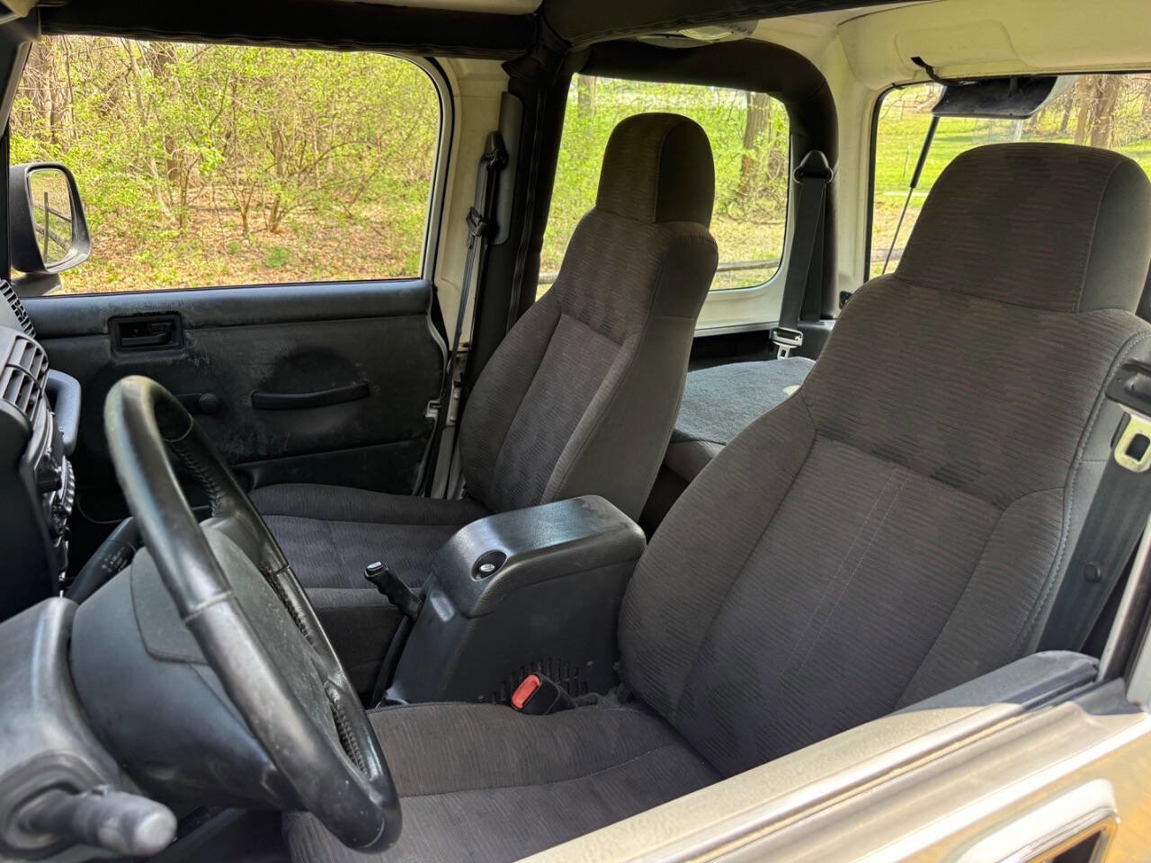 Used 2003 Jeep Wrangler SE image 39