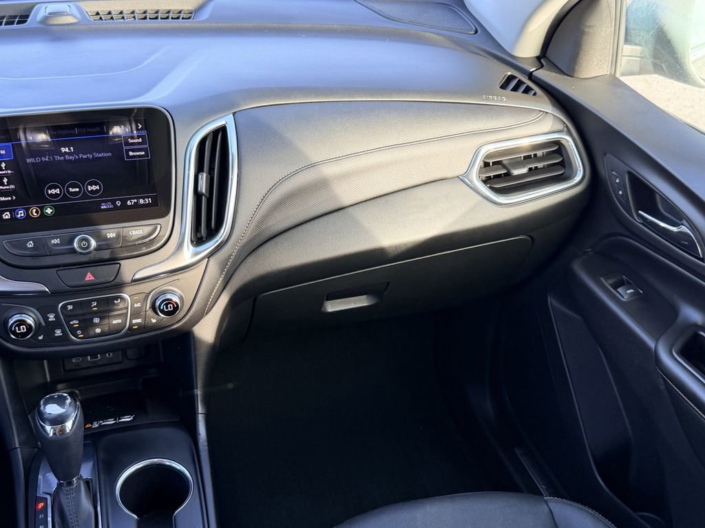 Used 2020 Chevrolet Equinox Premier image 17