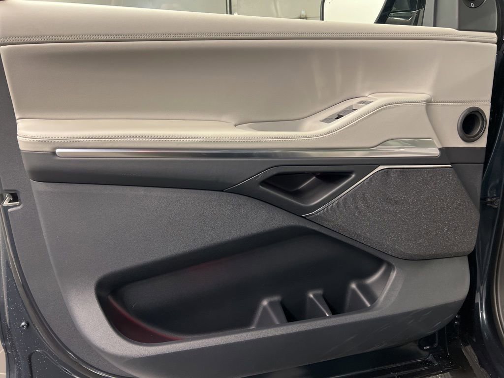 New 2026 Lincoln Navigator Reserve AWD/4WD image 31