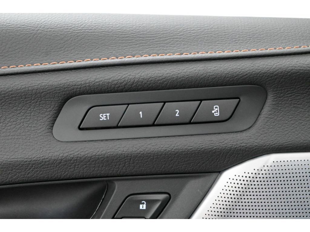 New 2026 Cadillac CT4 V w/ LPO, ONYX Package image 15