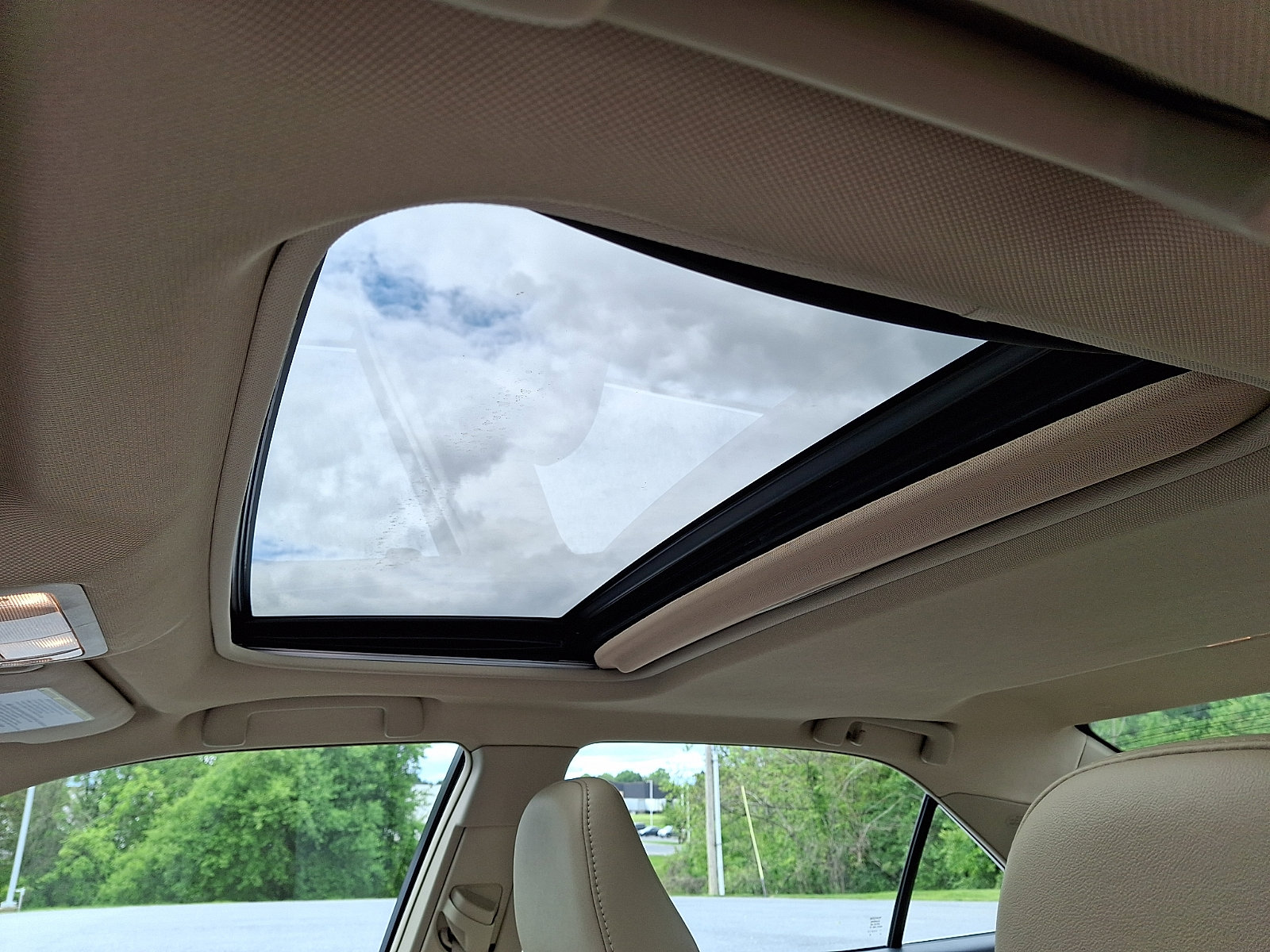 Used 2014 Toyota Camry XLE w/ Leather Package FWD image 15