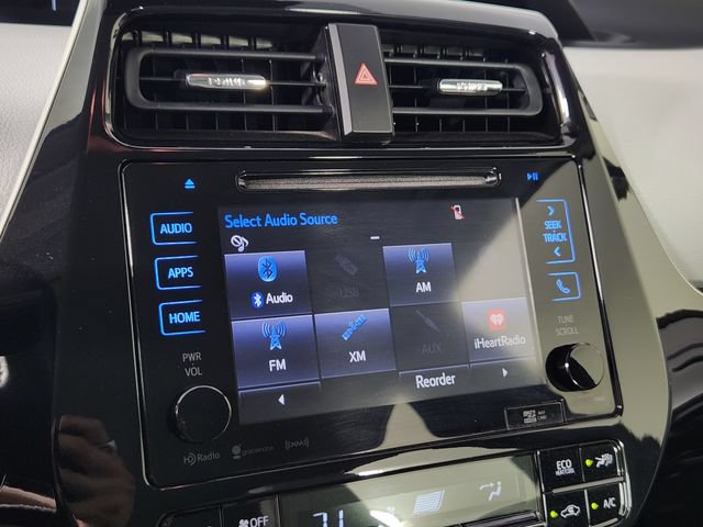 Used 2016 Toyota Prius Three Touring w/ Preferred Accessory Package FWD image 27