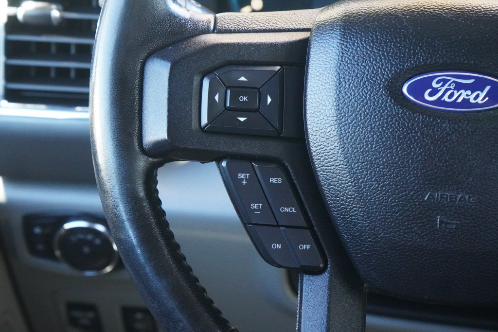 Used 2017 Ford F150 XLT w/ Equipment Group 302A Luxury AWD/4WD image 16