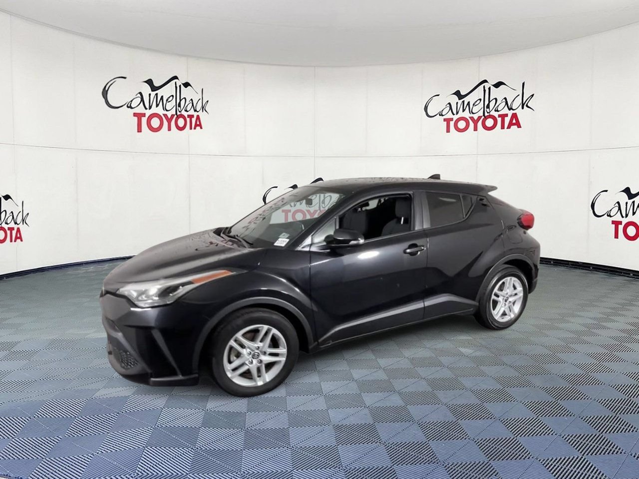 Used 2020 Toyota C-HR LE FWD image 7
