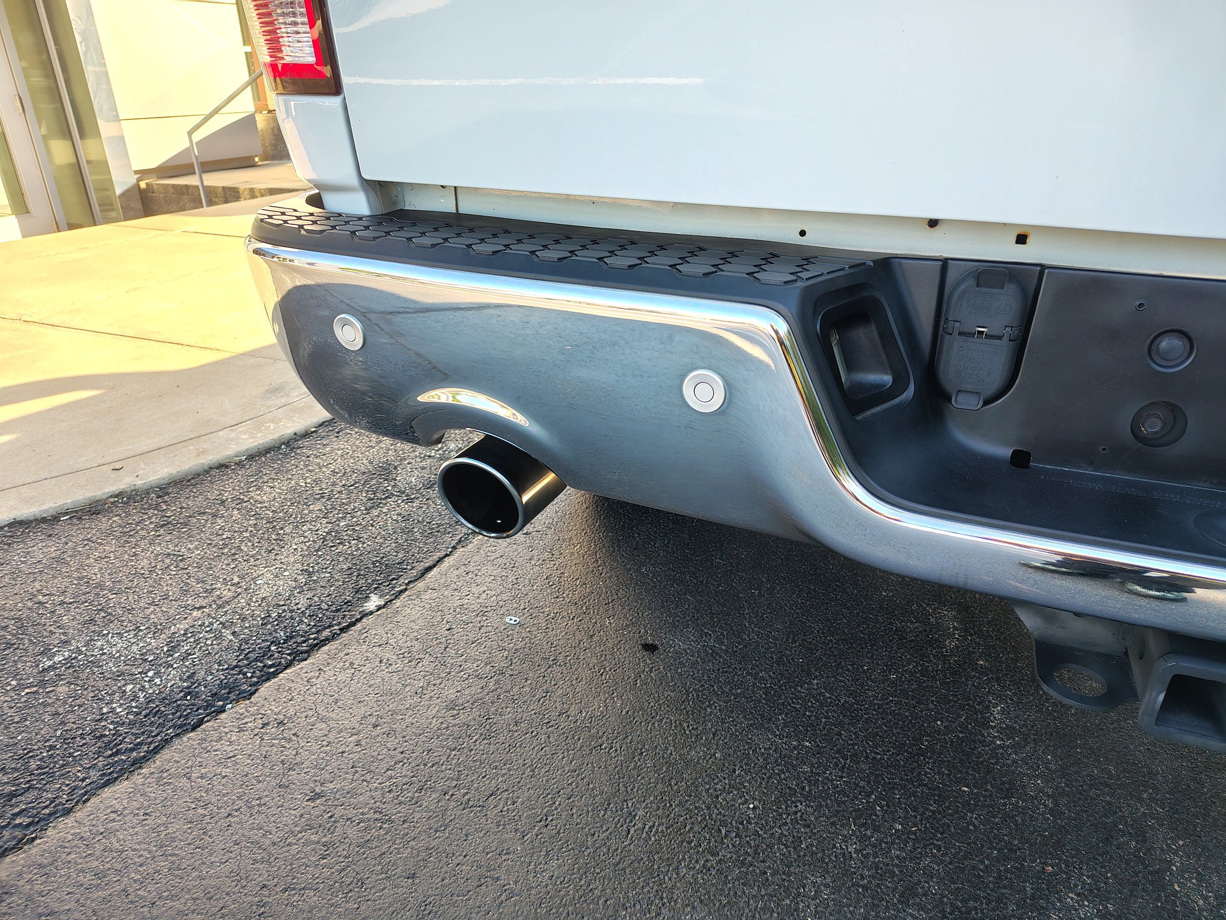 Certified 2016 RAM 1500 Big Horn AWD/4WD image 11