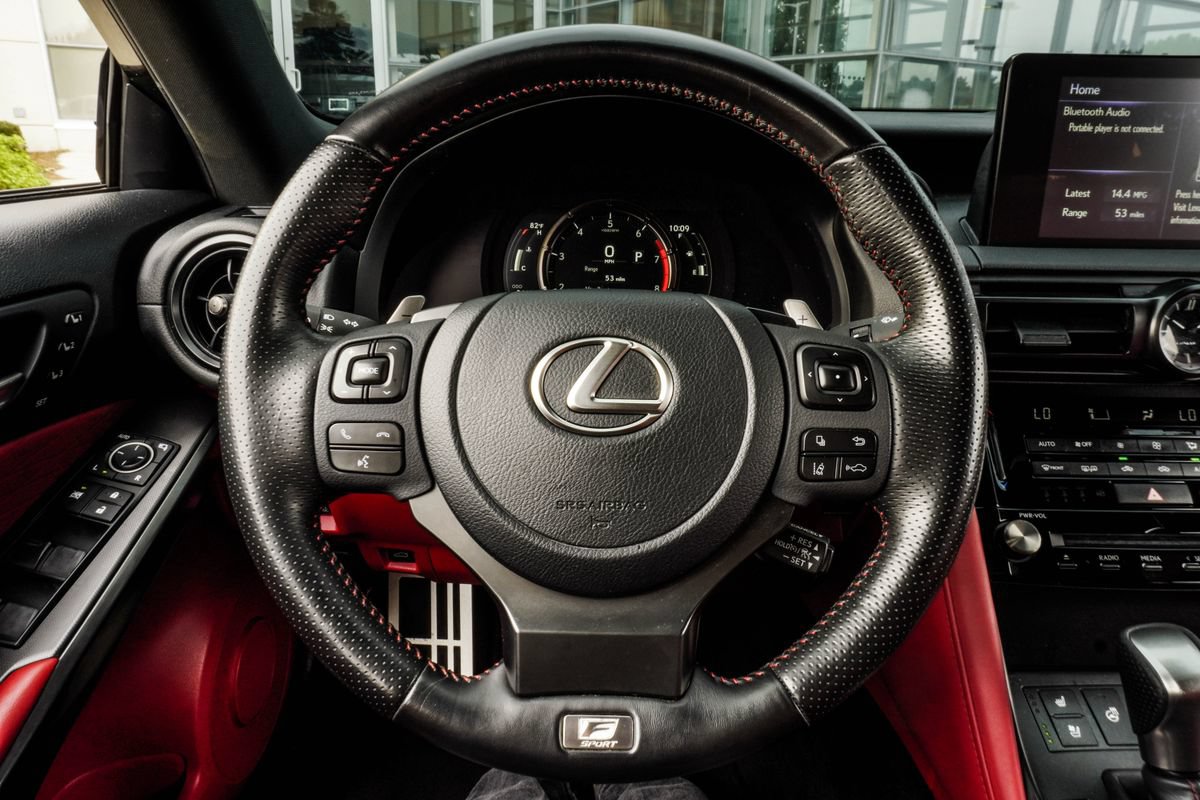 Used 2025 Lexus IS 350 F Sport w/ Accessory Package 2 RWD image 15
